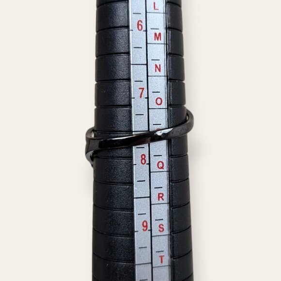 Dark Metal Glass Leaf Wrap Ring - Picture 7 of 7